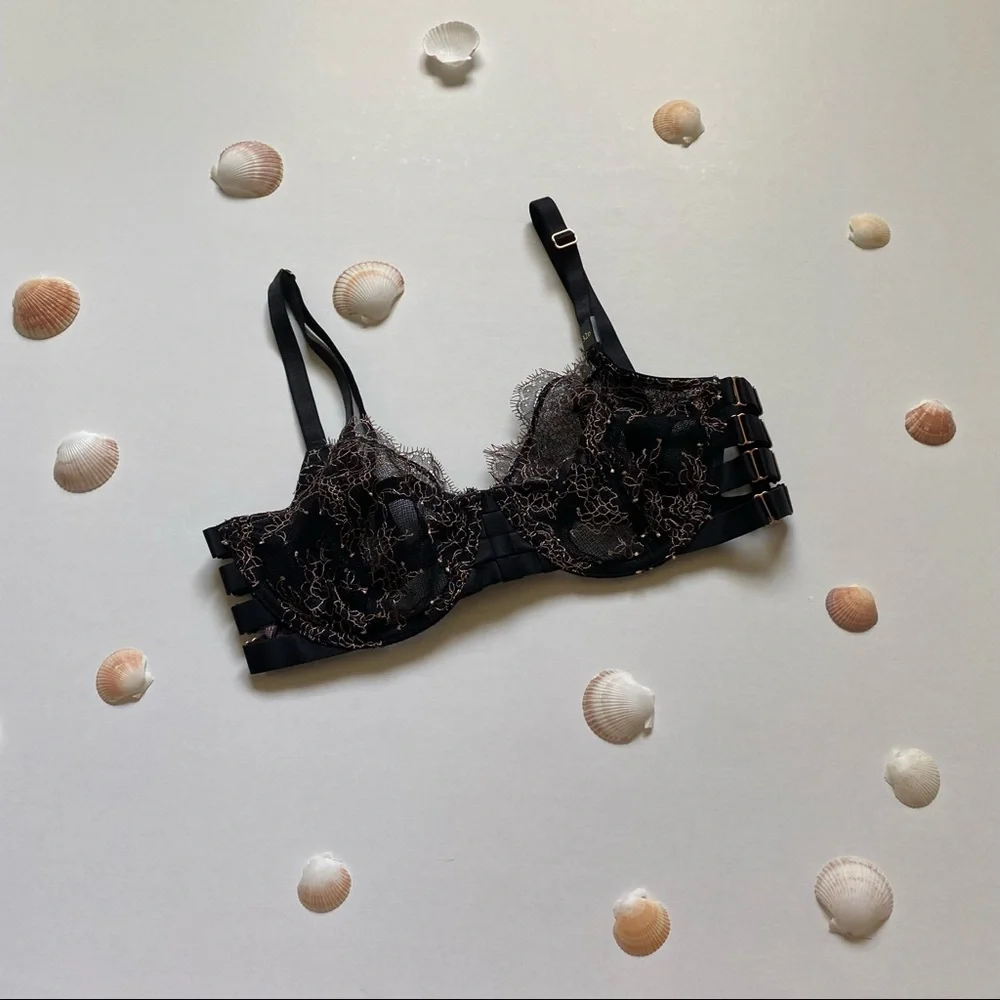VS Very Sexy Unlined Demi 32D - worn 1x, like new